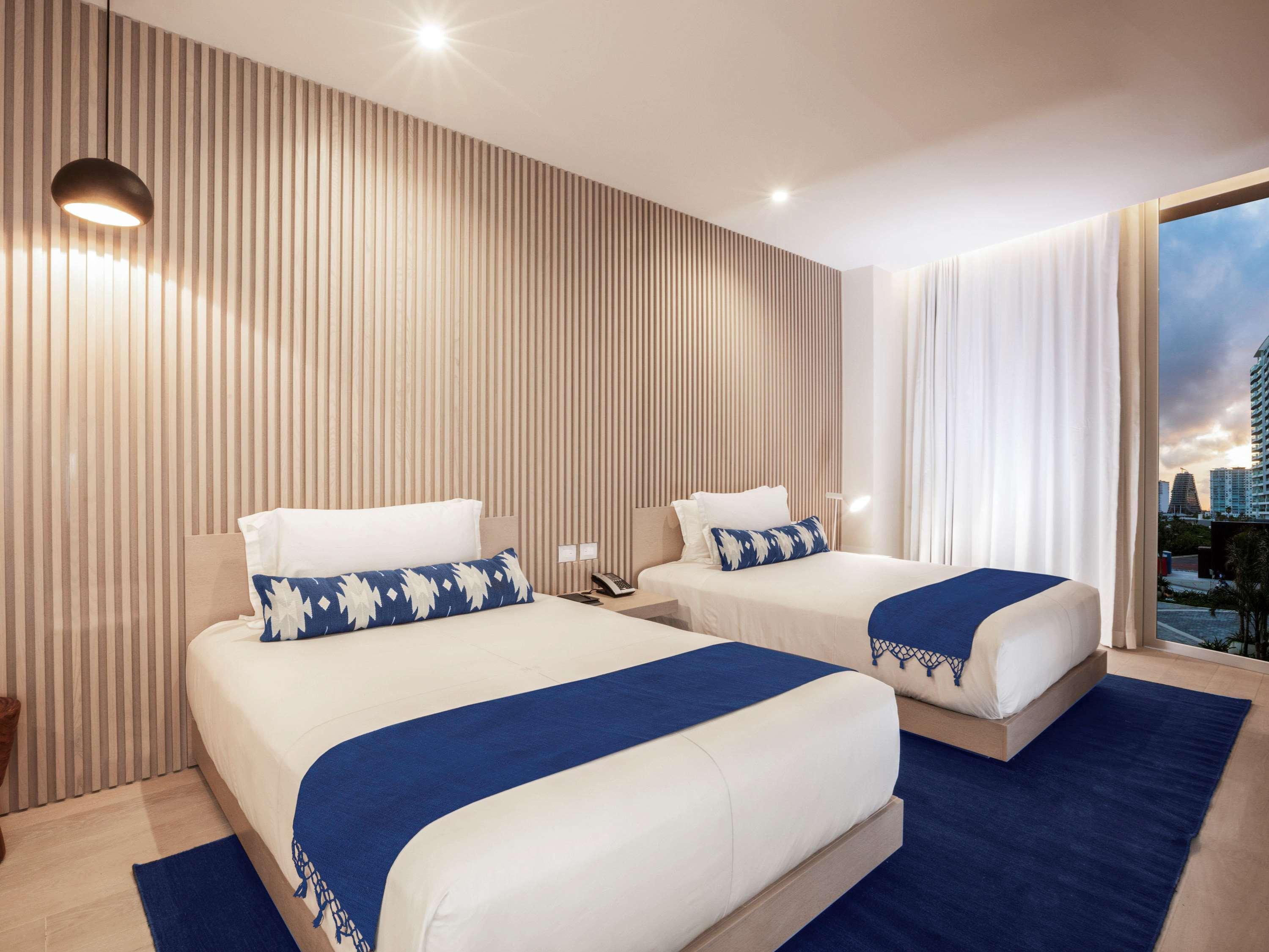 SLS Cancun Hotel&Spa Esterno foto
