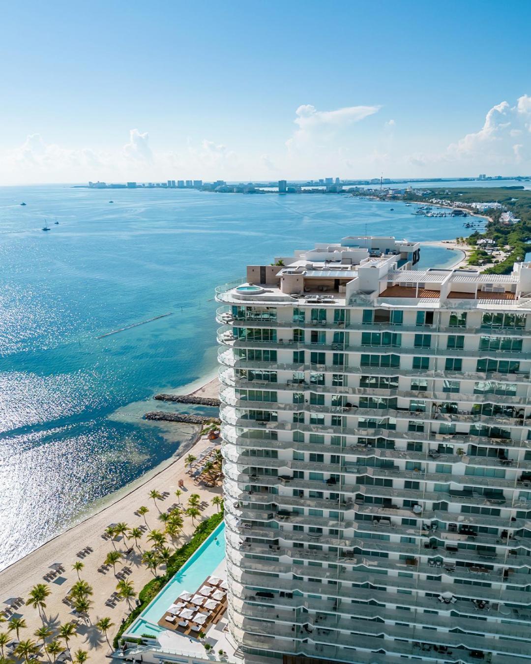SLS Cancun Hotel&Spa Esterno foto