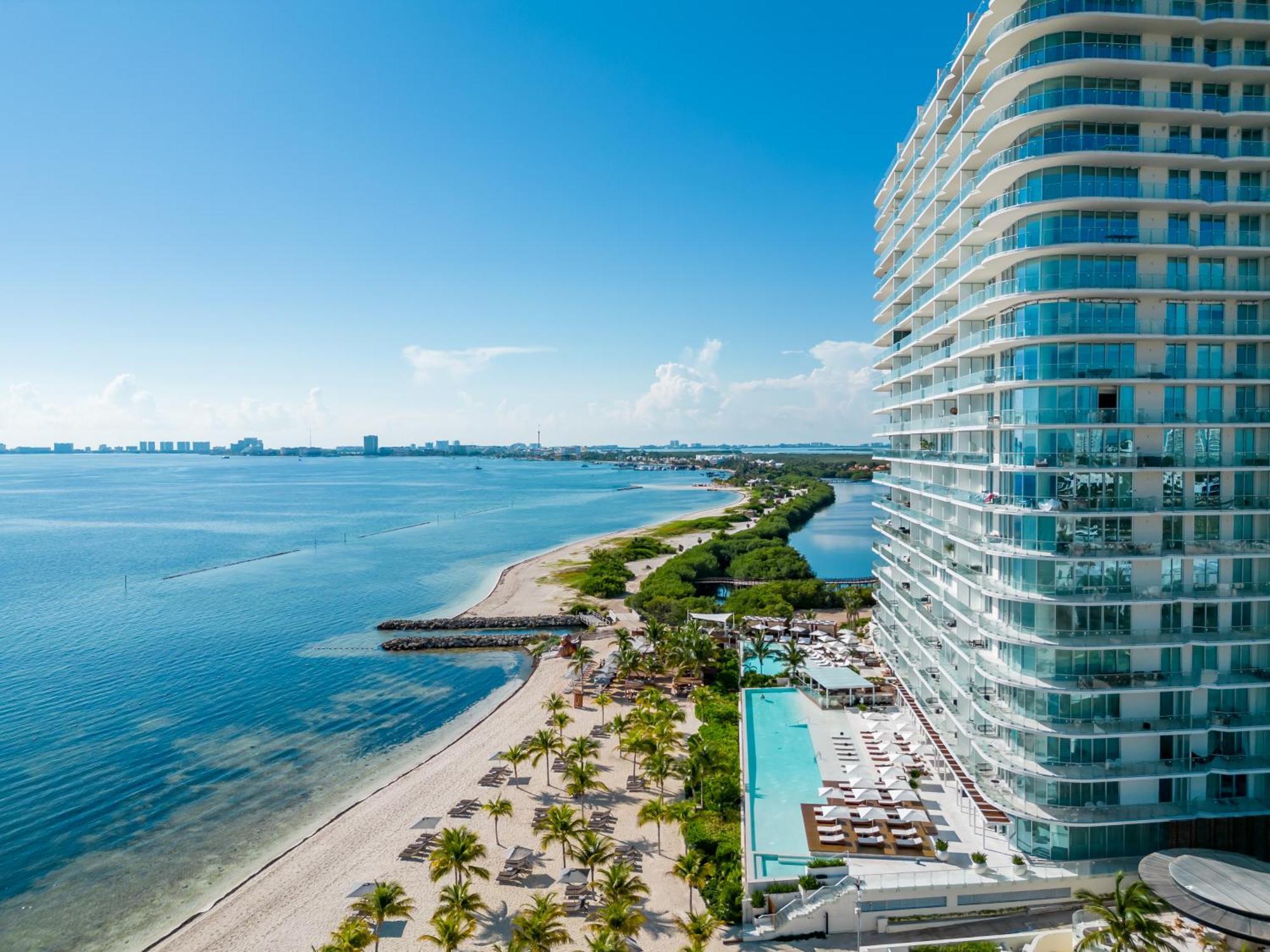 SLS Cancun Hotel&Spa Esterno foto